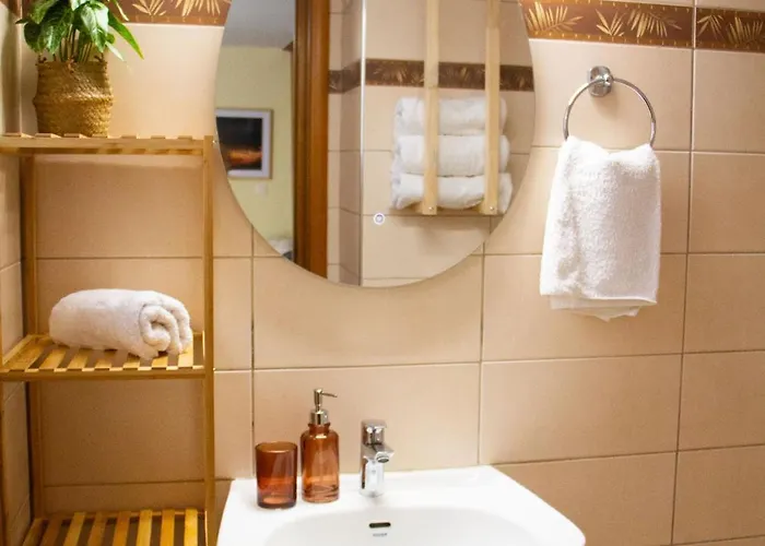 The 20a Terminal N Fly Case de vacanță Paradeísion